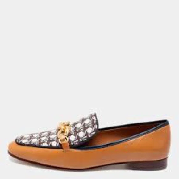 Tory Burch Tan and Navy Loafers with Gold Detail - Picture 1 of 4
